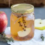 Apple Jelly with Thyme